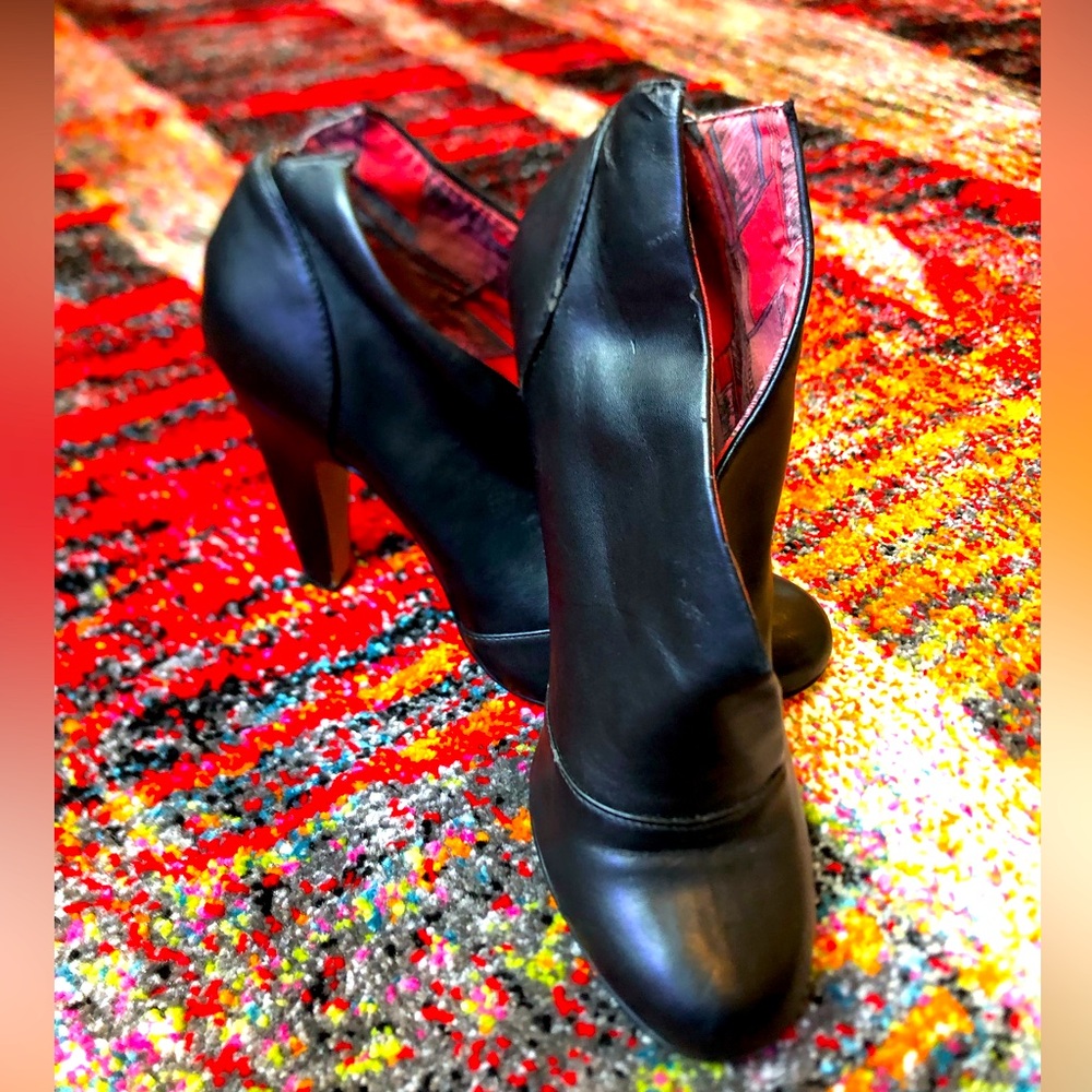 London Rebel heels Sz 7